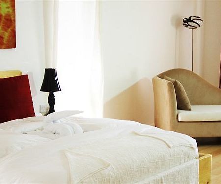 The Place Resort At Tokeh Beach Фритаун Экстерьер фото