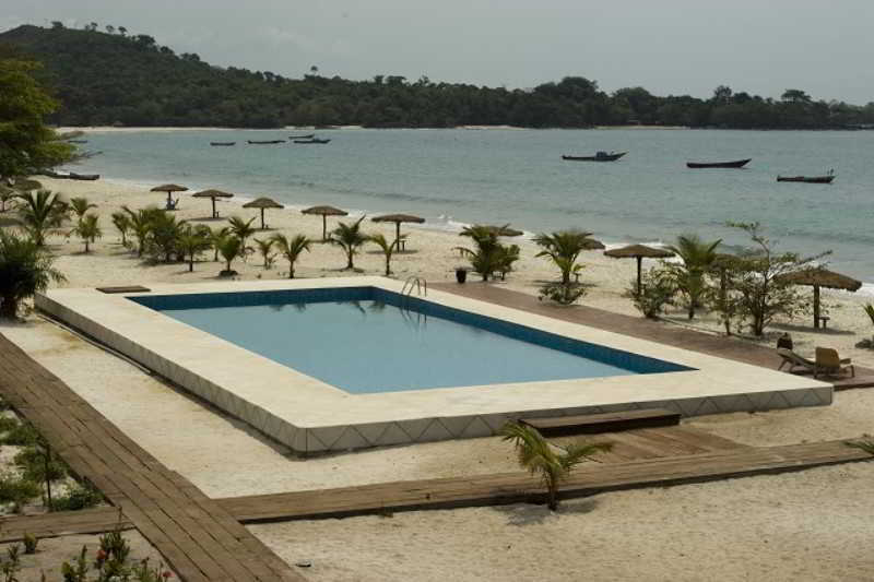 The Place Resort At Tokeh Beach Фритаун Экстерьер фото